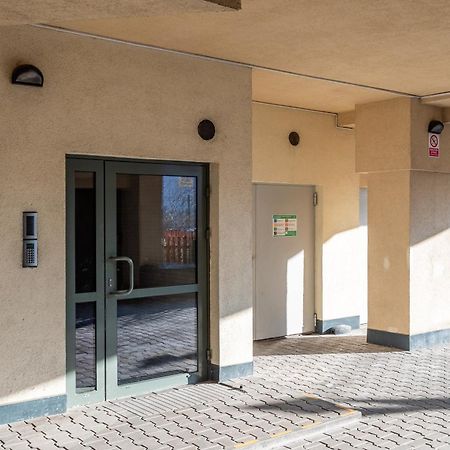 Park Praski 2-Bedroom Apartment وارسو المظهر الخارجي الصورة