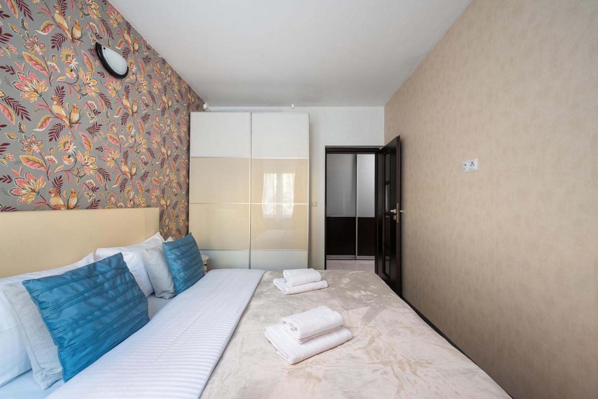 Park Praski 2-Bedroom Apartment وارسو المظهر الخارجي الصورة